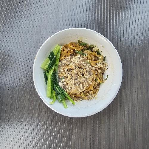 1/2 Mie Polos menu Mie Baso 89, RE Martadinata