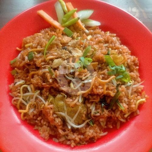 Nasi Goreng Seafood menu Surya Chinese Food, Royal Park Juanda
