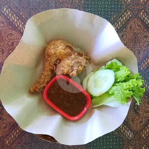 Ayam Goreng Kalasan + Nasi menu Ayam Goreng Kalasan, Pondok Citra