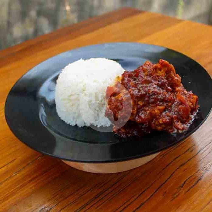 Ayam Tulang Lunak + Nasi menu Ayam Goreng Nelongso, Bangil