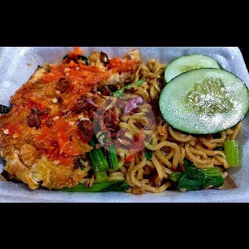 Nasi Dada Geprek Lombok Ijo menu DeLuna Ayam Geprek Prawirodirjan, Barat Masjid Fathul Ihsan