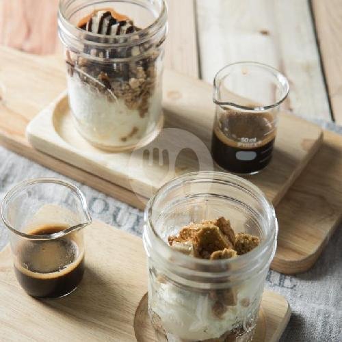 Swedish Meatball menu Nom Nom Nom, Lebak Bulus