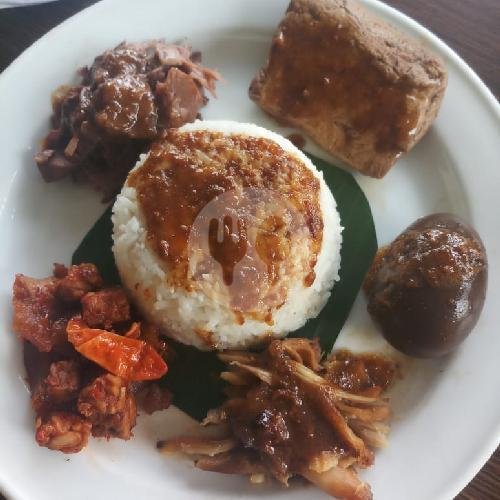 Review Rumah Makan Soja Utra: Surga Kuliner dengan Cita Rasa Tradisional dan Modern