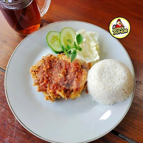 Review Menarik Restoran Geprek Sohor di Tlogosari, Semarang