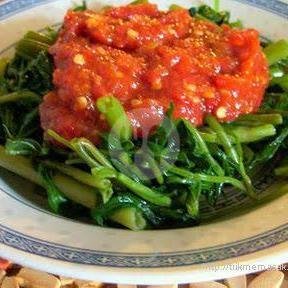 Plecing Kangkung menu Jawara Kampung Khas Sambel Ijo, Magersari