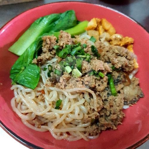 Halus Chicken menu Bakmie Kukuh