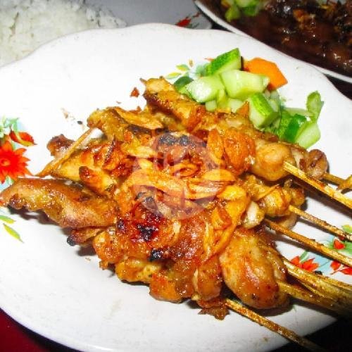 Sate Ayam Madura Azzahra: Surga Kuliner di Kembar Baru Bandung