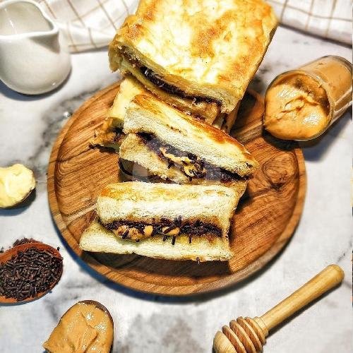 Roti Bakar Aneka Sari: Surga Kuliner Roti Bakar di Bandung Roti Bakar Aneka Sari: Surga Kuliner Roti Bakar di Bandung