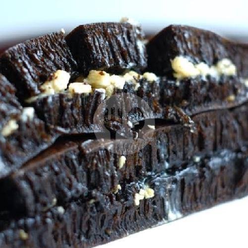 Black Forest Kacang Susu menu Martabak Manis Abah Tasik, Larangan