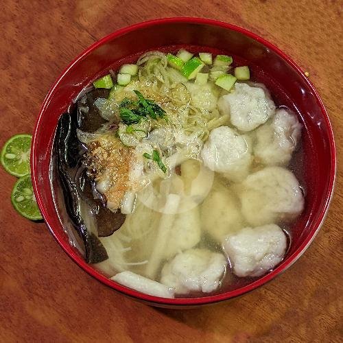 Pempek Kulit menu Pempek Rara Kircon
