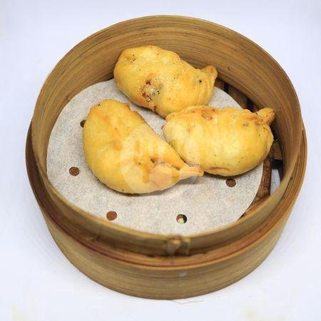 Lumpia Ayam Goreng menu Dimsum Sineng, Tuparev