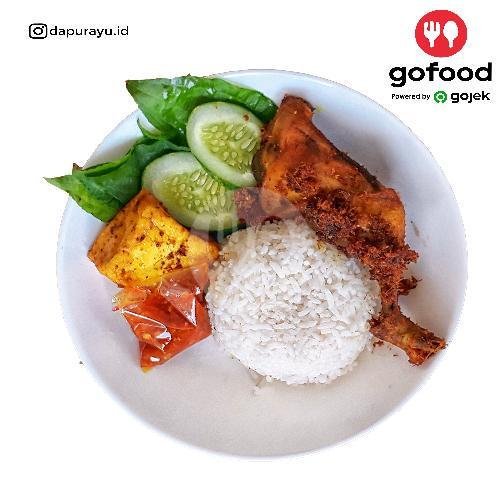 Paket Nasi Ayam Goreng menu Dapur Ayu, Karang Tengah