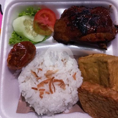 Review Warung Pak T: Surga Kuliner Ayam di Magelang Tengah dengan Harga Terjangkau