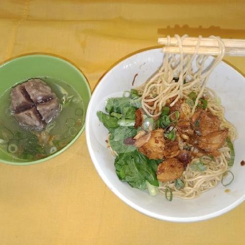 Sop Balungan + Nasi menu Bakso Balungan Mangana, Ampera Raya