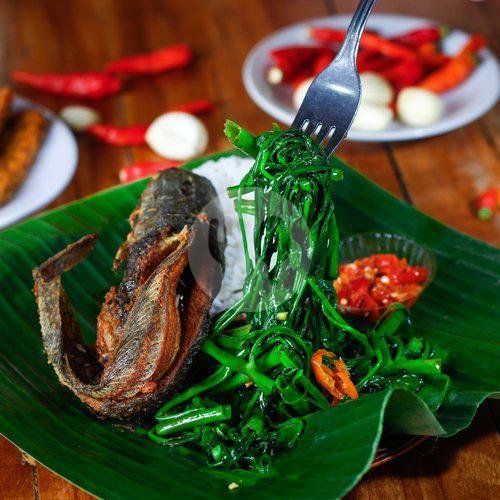 Brunch Seru di SBC Spesial Cah Kangkung, Yogyakarta: Pengalaman Makan yang Memuaskan