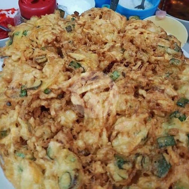 Nasi Goreng Hongkong menu Warung Bakmi Yeyen, Kasihan