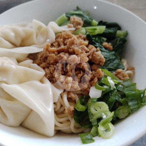 Mie Asin Baso Pangsit menu Mie Baso Garuda, HZ Mustofa, Cihideung
