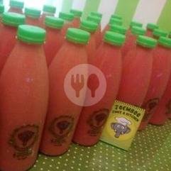 Jeruk menu Dumboo Juice, Kejuron