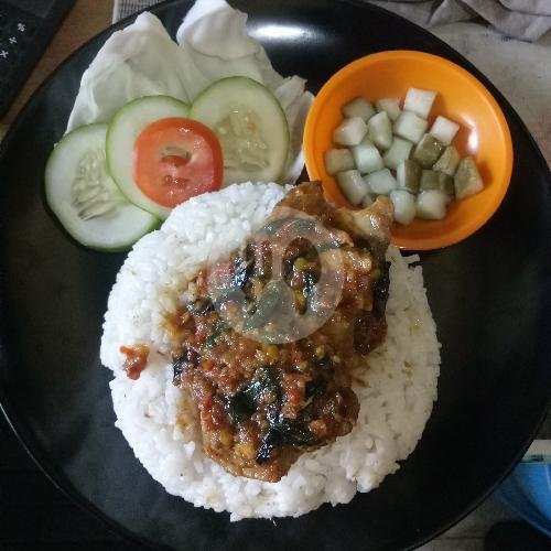 Nasi + Ayam Bakar Madu Manis Pedas menu Ayam Geprek Kedai Pramuka, Pramuka Regency, Sutawinangun
