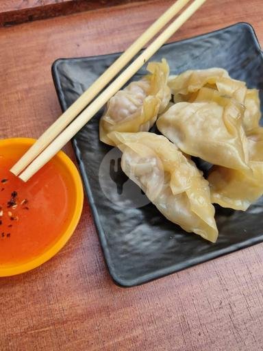 Bundling Topper Lilin Ulang Tahun Happy Birthday menu Dimsum QQ, Mampang Prapatan