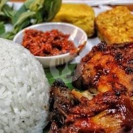 Paket Penyet Ati Ampela menu Bebek Goreng Utama, Ngasem