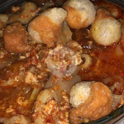 Gohyong Ayam Udang menu Sambat Luwe X Social Grill, Batang