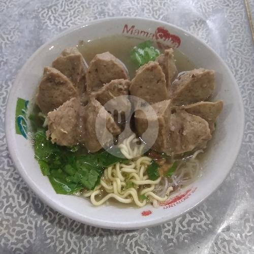 Bakso Bonjot Mas Larso: Surga Bakso di Jl. Lawu, Solo