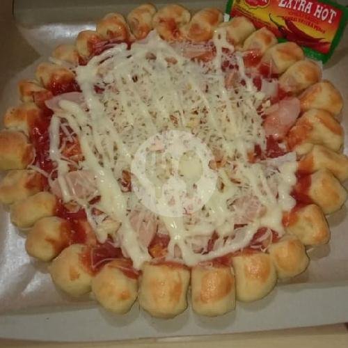 Hot Surfing menu Pasha Pizza, Daan Mogot