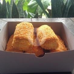 Pastel Ayam menu Pastel Bunda, Pulo Asem