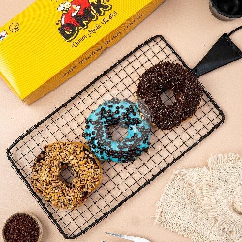 Review DMK Donat Madu Kediri: Surga Donat Empuk dan Manis di Mojoroto