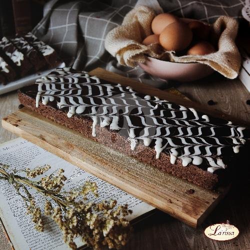 Brownies Panggang Coklat menu Larissa Bakery, Terusan Jakarta