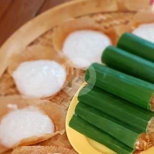 1 Pcs Srabi Coklat menu Srabi Notosuman Ny. Handayani, Kediri