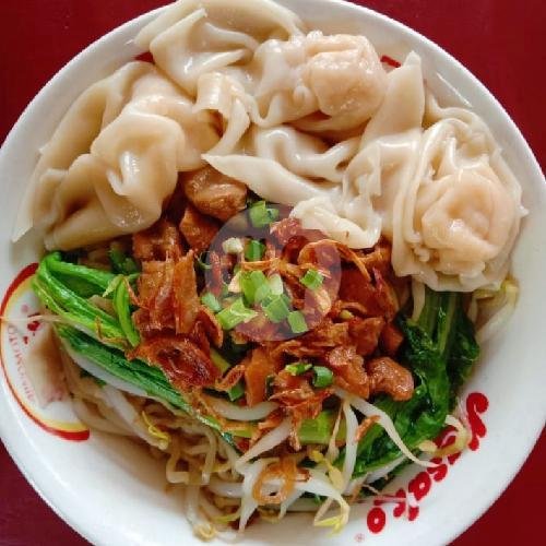 Jumbo Bakmi Kecil + Bakso + Pangsit menu Bakmi Griya, Danau Sunter Utara