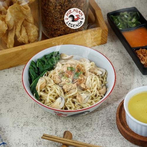 Es Jeruk menu Mie Ayam Legenda, Jambidan Bantul