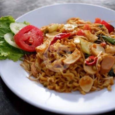 Mie Goreng Sosis menu Nasi Goreng Mang Ikin, Bunderan Kedawung