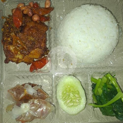 Ayam Betutu Kuah 3 Potong menu Warung Ayam Betutu Bu Asia, Banyuwangi