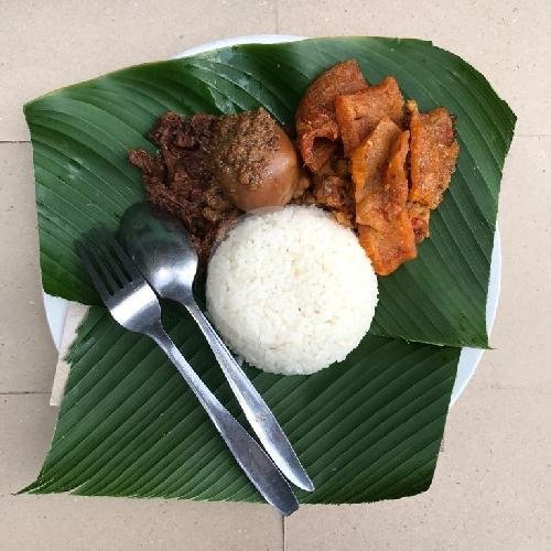 Gudeg Mbarek Bu Hj. Amad: Kuliner Legendaris Yogyakarta yang Wajib Dicoba