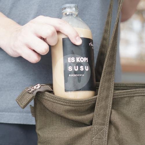 Vanilla Earl Grey Tea 550 ml menu Asana Kopi, Nginden
