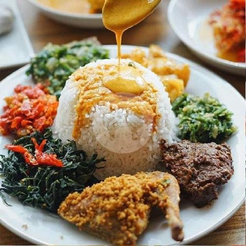 Nasi Ayam Goreng Paket menu Nasi Padang CITRA MINANG, Percetakan Negara, Cempaka Putih. Jakarta Pusat