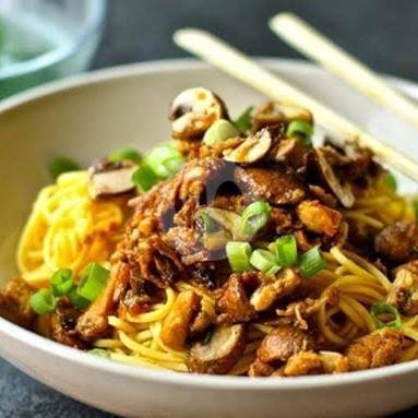 Mie Ayam Biasa menu Mie Ayam Bu Tuti, Tegal Timur