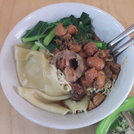 Mie Ayam Bakso menu Bakso Pak Edy, Kramat Sentiong