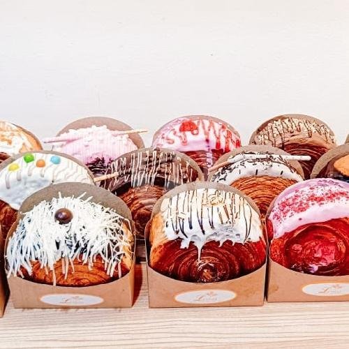 Brownies Kukus Pandan menu Larissa Bakery Kurdi, Hj Kurdi 1