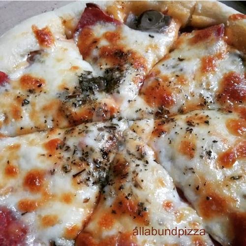 Bratwurst Sausage Pizza menu Allabund Pizza, Sorosutan