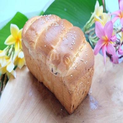 Cream Keju Long John menu Roti In Tjwan Bo, Jemursari