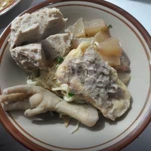 Cilok Mentah menu Mie Baso Atra, Moch Hatta