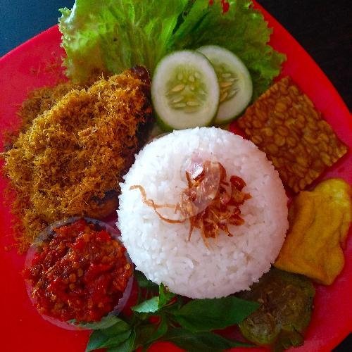Krengsengan Ati Rempelo + Nasi menu Dapur Annasya, Garuda