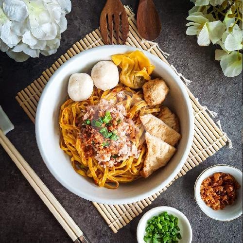 Review Menarik Restoran X.O Suki di PTC Surabaya: Pengalaman Hot Pot yang Memuaskan