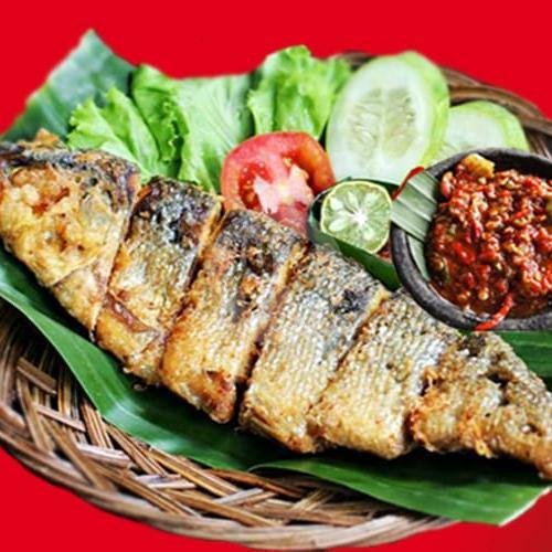 Paket 5 Bandeng Presto menu Bandeng Presto Sambel Ulek Bu Sri, Cempaka Sari V