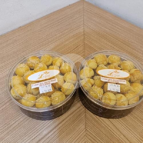 Milk Bun Random (Menu 2) menu Larissa Bakery Kurdi, Hj Kurdi 1