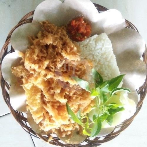 Sop Ayam menu Warung Makan Ndelalah Ayam & Bakmi, Tentara Pelajar 22